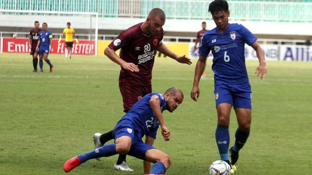 PSM Makassar kalahkan Lao FC 7-3.
