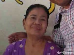 Mbok Jum, Ibu Kantin Legendaris UNS Tutup Usia