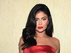 Diet Setelah Melahirkan, Kylie Jenner Pantang Konsumsi Makanan Ini Diet Setelah Melahirkan, Kylie Jenner Pantang Konsumsi Makanan Ini