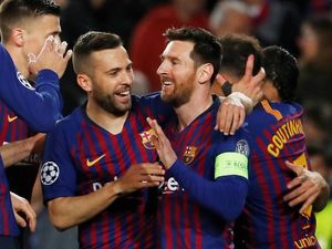 Instagram Down, Barcelona dan Liverpool Tak Bisa Pamer Kemenangan di Liga Champions