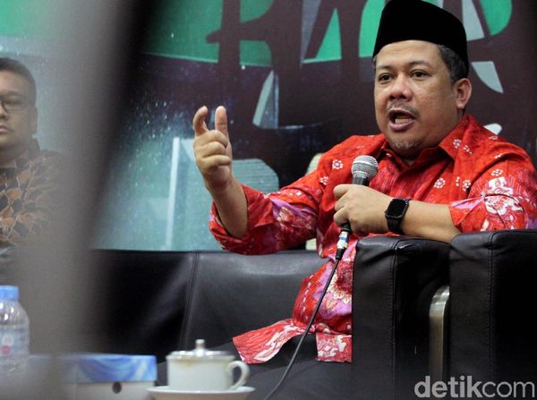 Serunya Fahri Hamzah Bicara Soal Debat Capres di DPR