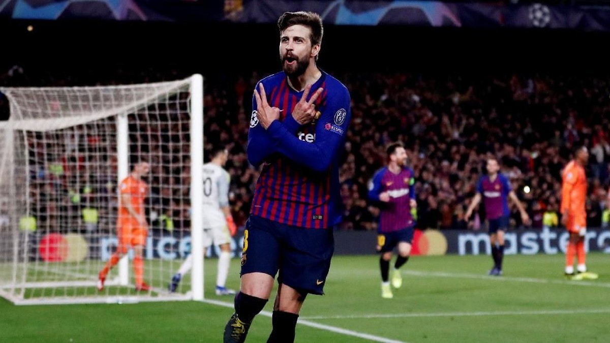 Geard Pique memanaskan derby Catalan dengan komentar kontroversialnya soal Espanyol (Foto: Juan Medina/Reuters)