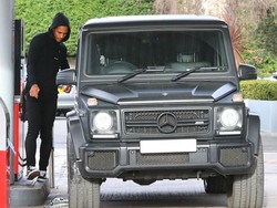 Tunggangan Hitam Berbau Militer Virgil Van Dijk