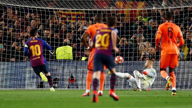 Penalti Lionel Messi.