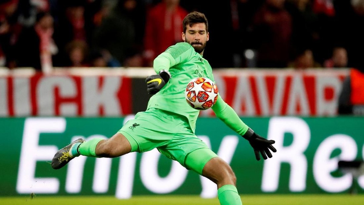 Alisson Becker yakin Liverpool juara Liga Champions bersama Juergen Klopp (Action Images via Reuters / Andrew Boyers)