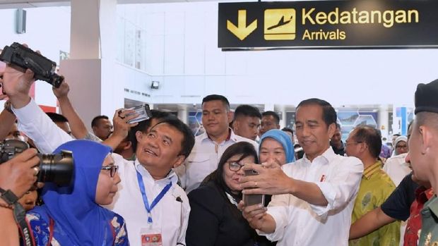 Resmikan Terminal Baru Bandara di Belitung, Ini Kata Jokowi