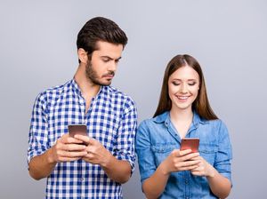 Cuitan Lucu Netizen Soal Mengikhlaskan Cinta Ini Buat Senyum-senyum Sendiri Cuitan Lucu Netizen Soal Mengikhlaskan Cinta Ini Buat Senyum-senyum Sendiri