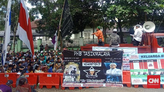 Jaksa Minta Hakim Tolak Eksepsi Bahar bin Smith