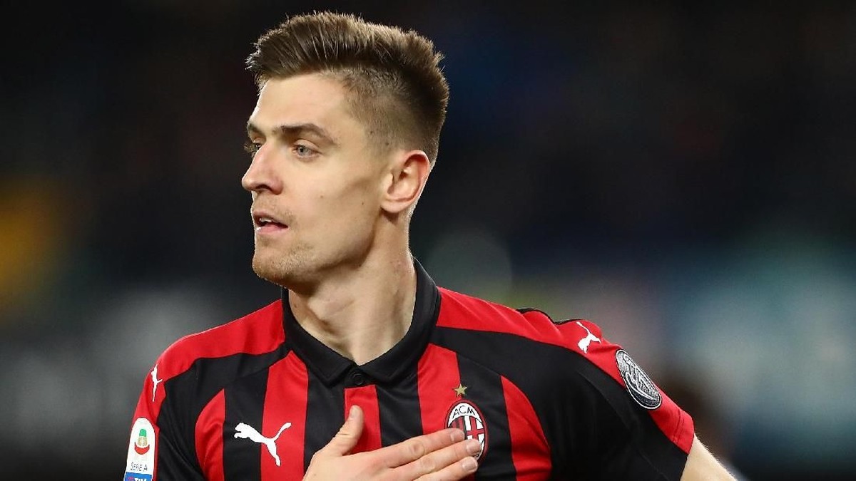 Striker anyar AC Milan Krzysztof Piatek. (Foto: Marco Luzzani/Getty Images)
