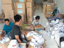 KPU Kendari Temukan 8.500 Surat Suara Tak Layak untuk DPRD
