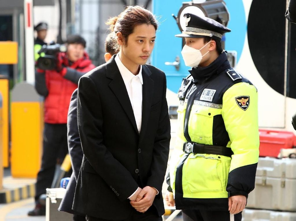 Diborgol, Jung Joon Young Resmi Ditahan Terkait Kasus Video Porno