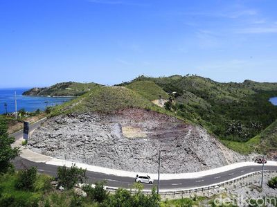 Foto: Bukit Cinta Labuan Bajo Benar-benar Romantis