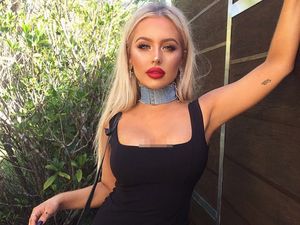 Potret Selebgram Seksi yang Bikin Heboh Usai Unggah Fotonya 14 Tahun Lalu