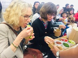 Paviliun Indonesia Diserbu Pengunjung Gara-gara Soto Lamongan