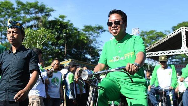 Ditangkap KPK, Romahurmuziy Sosok yang Gemar Bersepeda