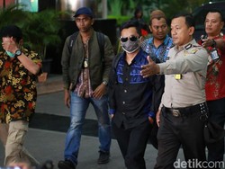 OTT Romahurmuziy, KPK Sita Kunci Ruang Kantor Kemenag Gresik