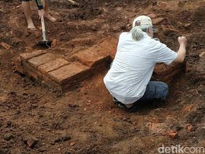 Tim Cagar Budaya Temukan Struktur Baru di Situs Tol Pandaan-Malang Tim Cagar Budaya Temukan Struktur Baru di Situs Tol Pandaan-Malang