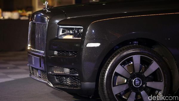 Mengaspal di Indonesia, Ini Tampang Sangar Rolls-Royce Cullinan