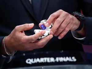 Meski Barcelona Muncul Duluan, MU yang Akan Jadi Tuan Rumah Leg Pertama