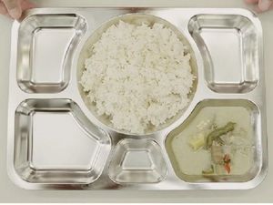 Nasi Cadong, Makanan Jatah Penjara yang Enggan Dimakan Vanessa Angel