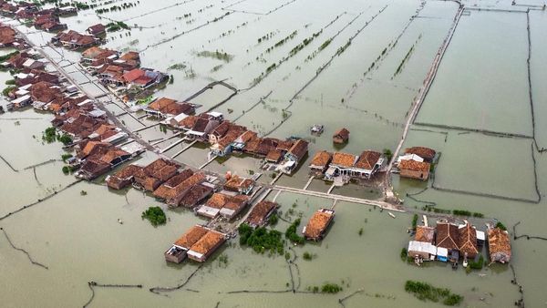 Imbas Abrasi, Pemukiman Warga di Demak Dikepung Air Laut
