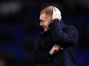Mourinho: Jadi Manajer Susah Kan, Scholes? Mourinho: Jadi Manajer Susah Kan, Scholes?