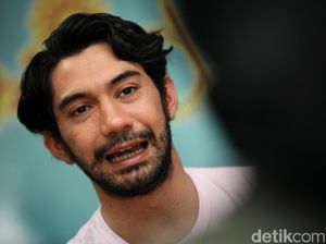 Reza Rahadian Cerita Bagaimana Bisa Hidupkan Karakter Bossman