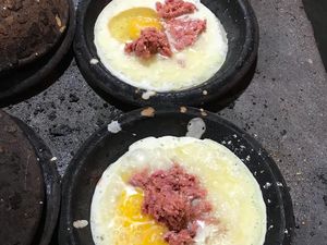 Yuk, Ngemil Surabi Keju, Durian hingga Es Krim Kekinian di Sini! Yuk, Ngemil Surabi Keju, Durian hingga Es Krim Kekinian di Sini!