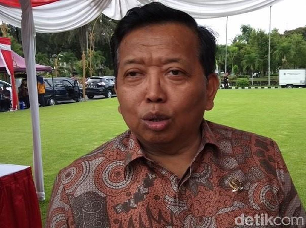 Rommy Ditangkap, Ahmad Muqowam Minta Elit PPP Respons Cepat Rommy Ditangkap, Ahmad Muqowam Minta Elit PPP Respons Cepat