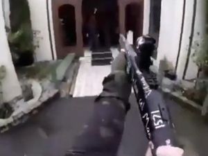 Penembakan di Selandia Baru: 3 Pria dan 1 Wanita Ditangkap