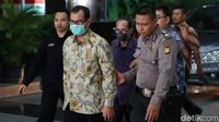 Potret Kakanwil Kemenag Jatim Susul Rommy di KPK