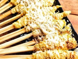 Bisa Jajan Martabak hingga Telur Gulung Bertabur Keju di Tempat Ini