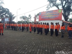 Banyak Orang Tenggelam di Jabar, Potensi SAR Berlatih Water Rescue