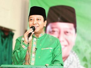 Kisah Romahurmuziy: Meteor yang Terjungkal Kisah Romahurmuziy: Meteor yang Terjungkal