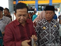 Di Panggung Acara Muhammadiyah, Soetrisno Bachir Ngaku Pro-Jokowi