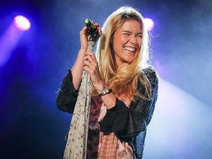 Nicki Minaj Disambut Arab Saudi, Joss Stone Diusir Iran Nicki Minaj Disambut Arab Saudi, Joss Stone Diusir Iran