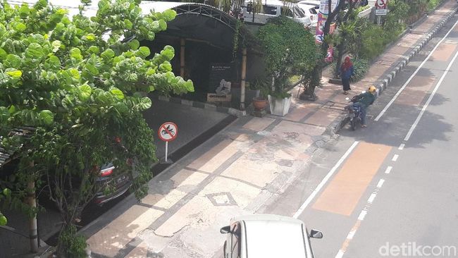 Cerita Saksi: Penangkapan Rommy oleh KPK Diwarnai Kejar-Kejaran Cerita Saksi: Penangkapan Rommy oleh KPK Diwarnai Kejar-Kejaran