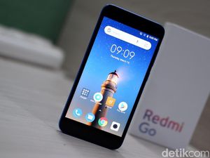 Unboxing Redmi Go, Ponsel Anyar Xiaomi Harga Rp 800 Ribuan Unboxing Redmi Go, Ponsel Anyar Xiaomi Harga Rp 800 Ribuan