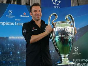 Trofi Liga Champions dan Del Piero Tiba di Bali