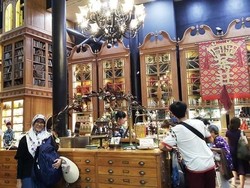 Bukan Perpustakaan, Ini Toko Snack Bergaya Eropa di Taiwan