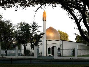 Pascateror New Zealand, Masjid di New York Dijaga Ketat! Pascateror New Zealand, Masjid di New York Dijaga Ketat!