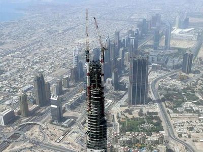 Mengintip Pembangunan Burj Khalifa hingga Patung Liberty