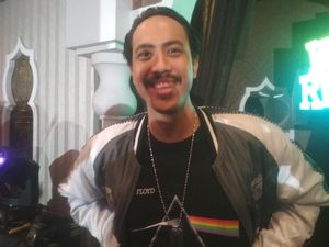 Sibuk Syuting Warkop DKI Reborn, Randy Didukung NIDJI Sibuk Syuting Warkop DKI Reborn, Randy Didukung NIDJI