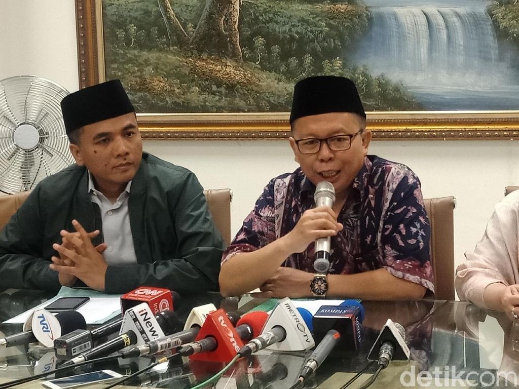 PPP akan Gelar Rapat Bahas Nasib Romahurmuziy PPP akan Gelar Rapat Bahas Nasib Romahurmuziy