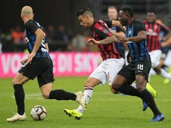 Milan yang Melaju Kencang vs Inter yang Tertatih