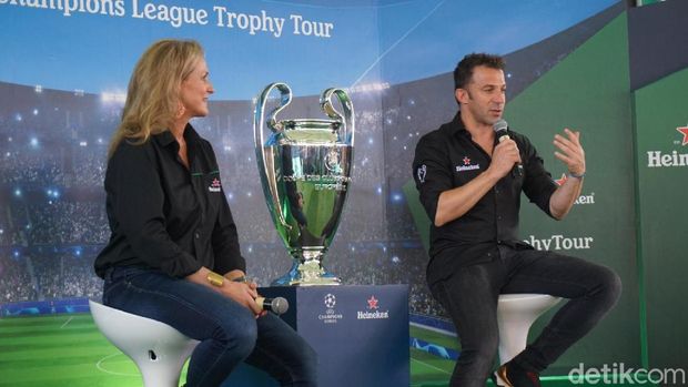 Trofi Liga Champions dan Del Piero Sudah Tiba di Bali 