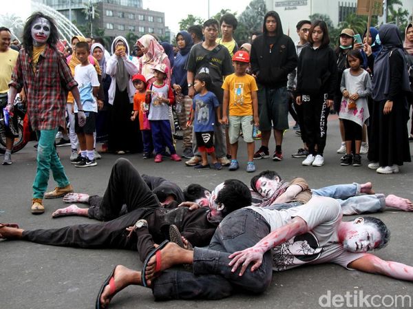 Aksi Teatrikal Mengutuk Penembakan di New Zealand