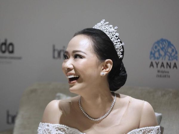 Yuanita Christiani Ungkap Alasan Menikah di Kapal Pesiar