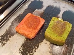 Kekinian! Mencicipi Roti Bakar Mozarella Beragam Rasa