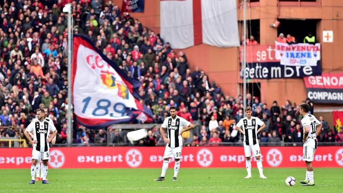 Juventus kalah dari Genoa 0-2. (Foto: Massimo Pinca/Reuters) Juventus kalah dari Genoa 0-2. (Foto: Massimo Pinca/Reuters)